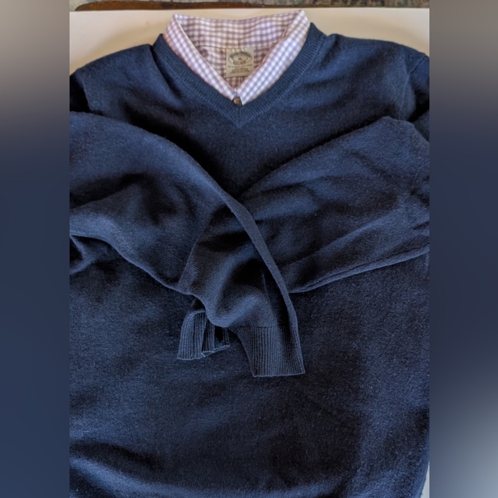 Club Room A Macy’s Brand 100% Cashmere V-Neck Sweater Mens Small Dark Blue